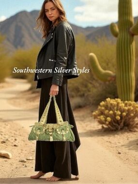 Vintage Southwestern Leather Python Snakeskin Bronze Metal Trim Shoulder Bag